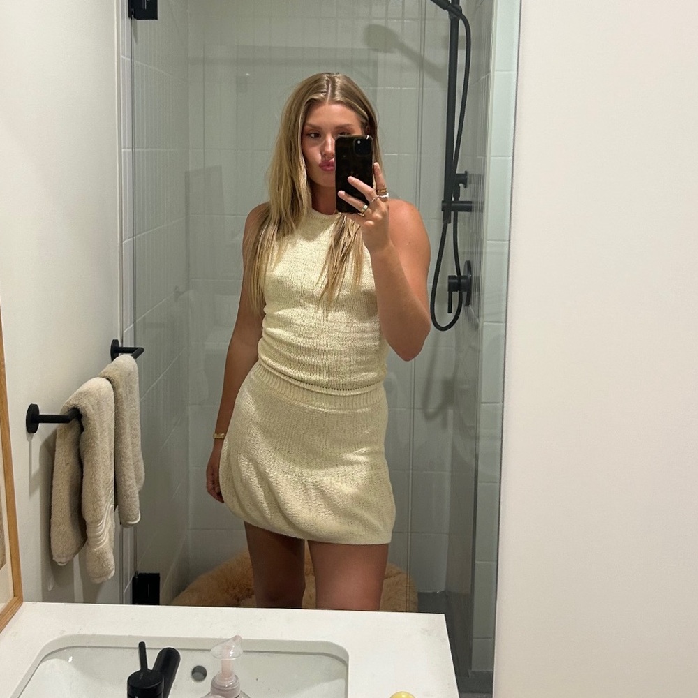 ONE MILE Skirt set